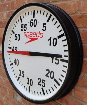 10 Speedo Round Cased Training Clock /External